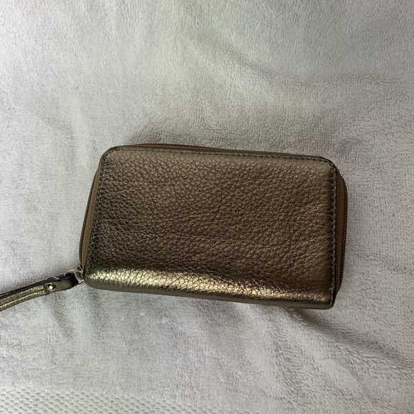 Coach wristlet - Picture 2 of 2